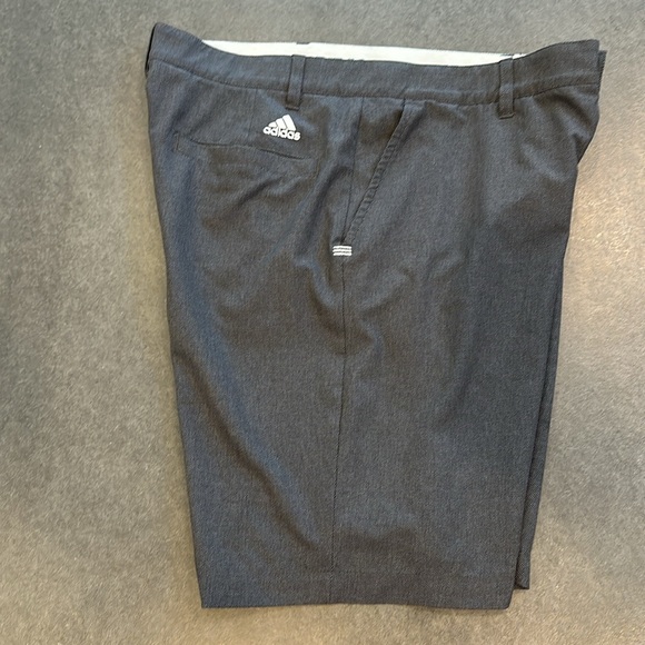 MEN’S ADIDAS GOLF Ultimate365 Herringbone Woven Shorts Size 34 - Picture 5 of 9